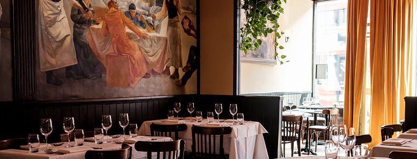 Bistro Aix romantic French food restaurant in Crouch End north London